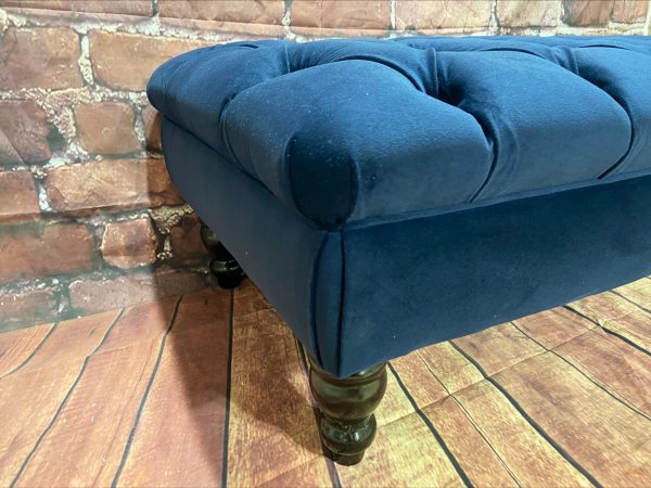 Chesterfield Button Stool