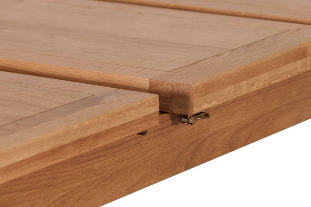 Extending Rustic Oak Dining Table - Image 3